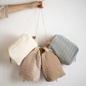 Trousse de toilette – Écru – One More in the Family